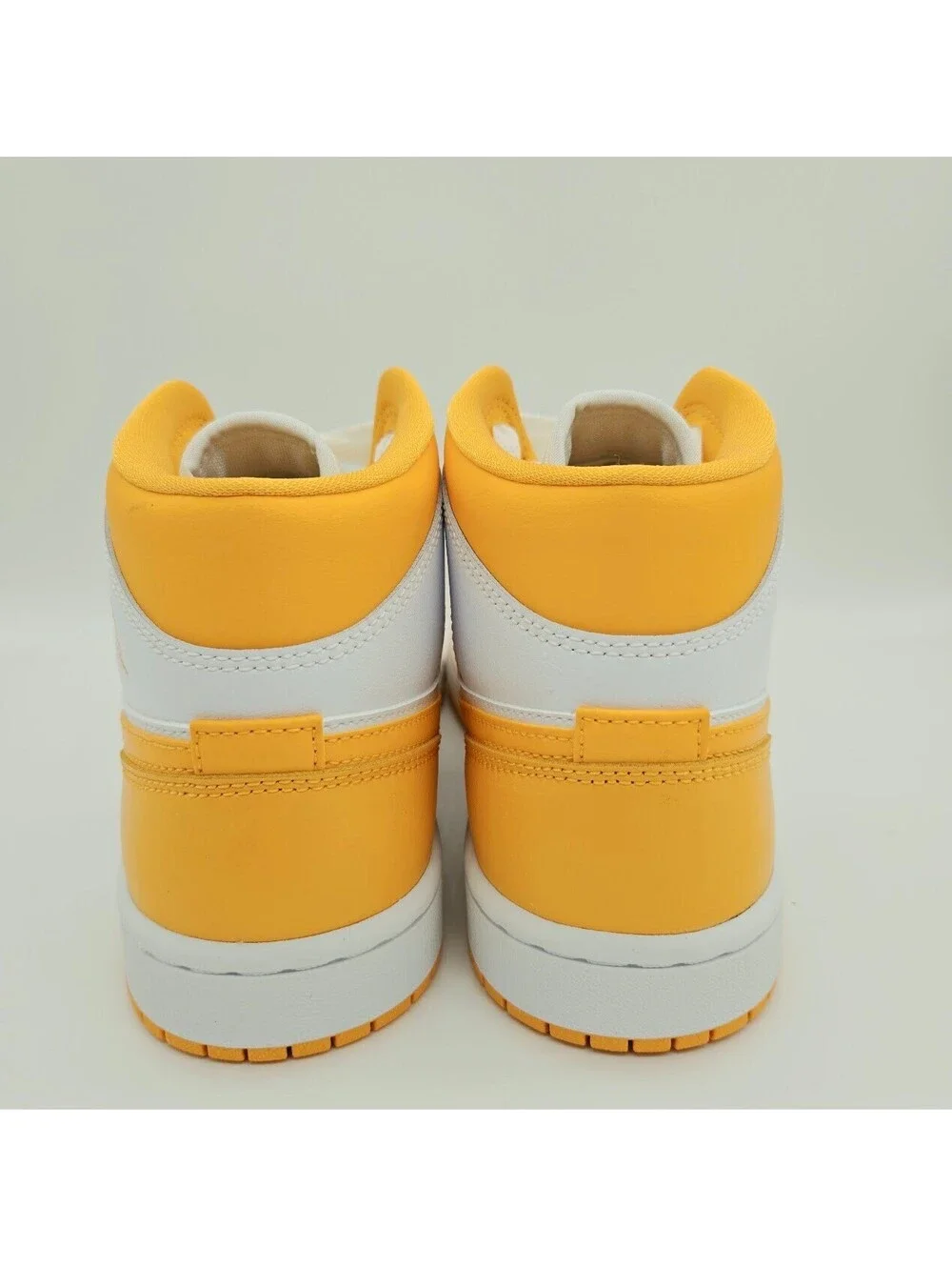 Air Jordan 1 Mid - University Gold, Women’s 8.5 Sneakers - BQ6472-117
